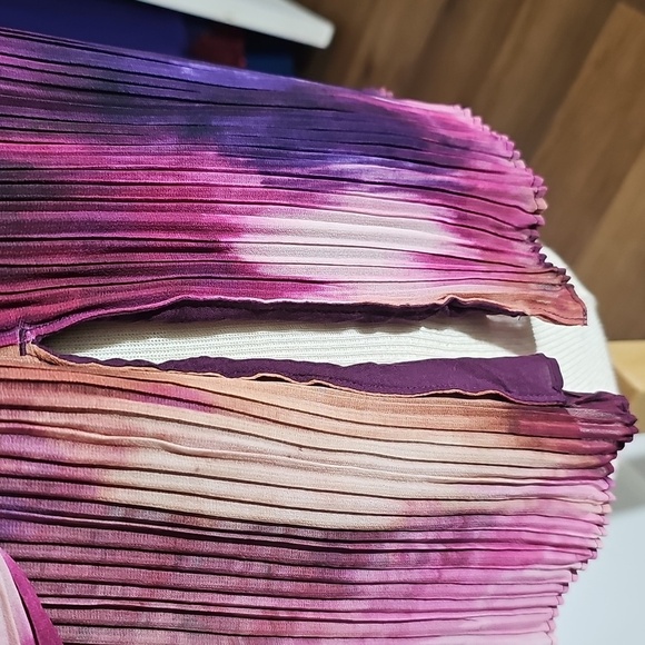 Banana Republic Red Pink Blanched Pleated Mandarin Collar Blouse Tye Die Ambre M - Picture 4 of 9